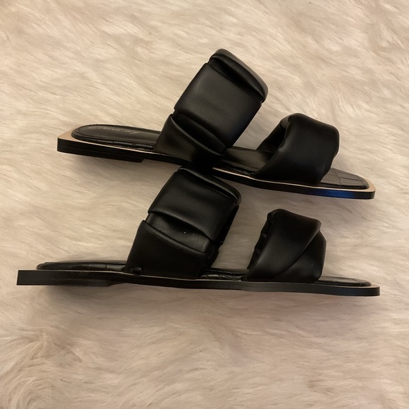 Circus NY Inara Sandals - Picture 6 of 11